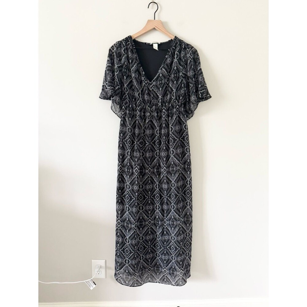 H&M Mama Maternity Black Geometric V-Neck Maxi Dress Size S